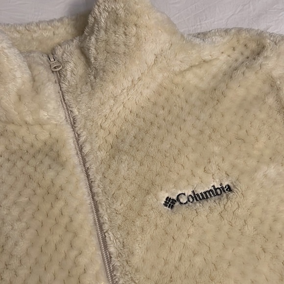 Columbia Textured Cream Fleece - Picture 3 of 6